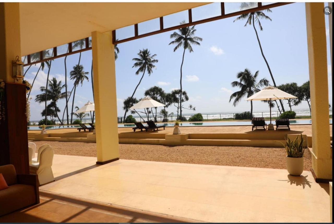 Grand Beach Wadduwa Luaran gambar