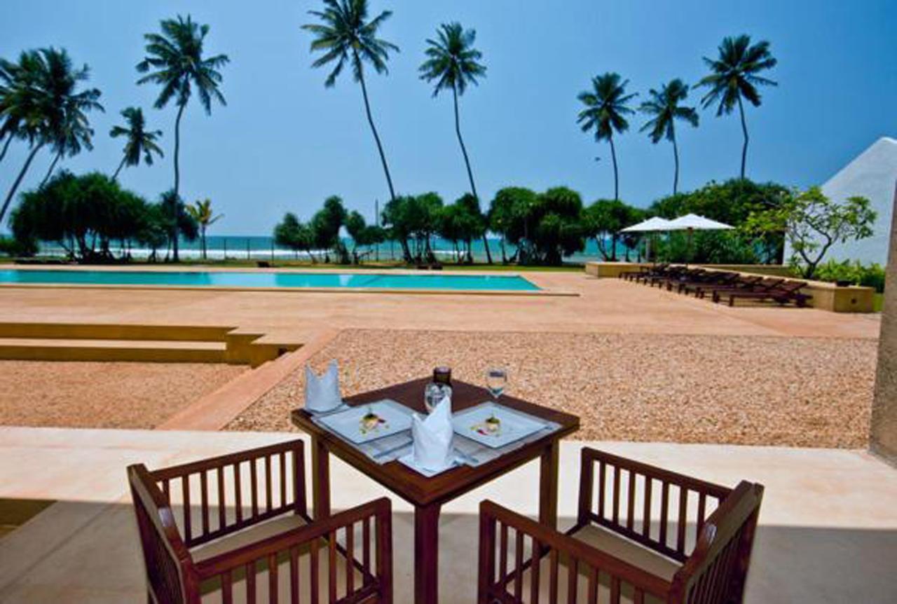 Grand Beach Wadduwa Luaran gambar