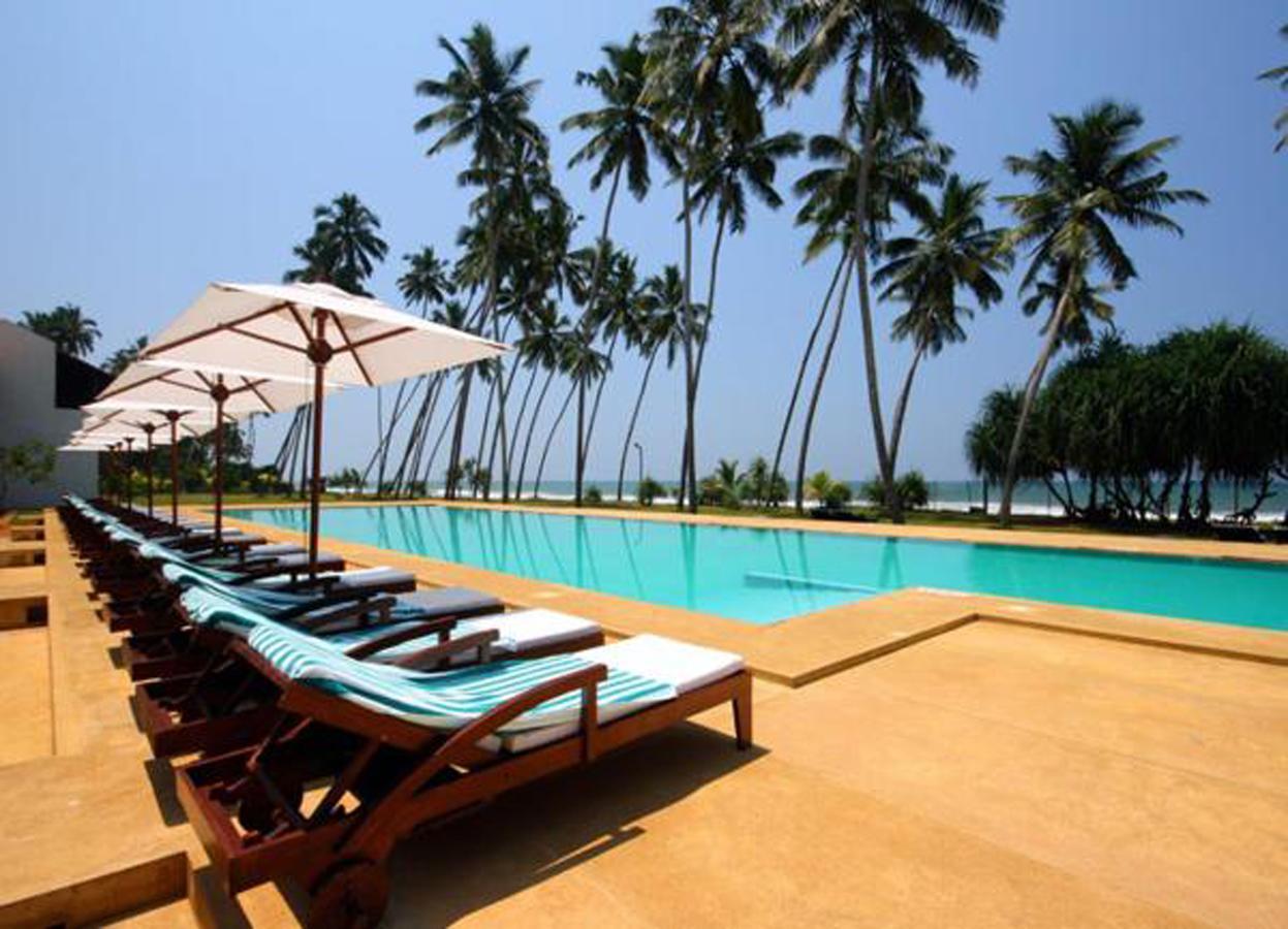 Grand Beach Wadduwa Luaran gambar