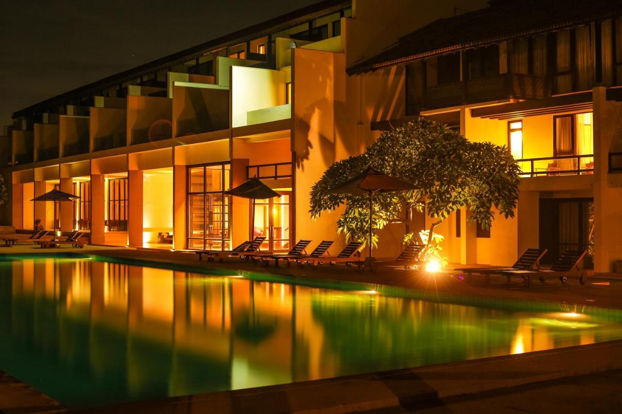 Grand Beach Wadduwa Luaran gambar